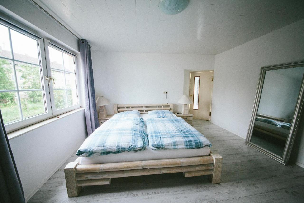 Grosse & Voll Ausgestattete Apartments, Studios, Doppelzimmer, Workspace, Parkplatz, Netflix, Prime & Schnelles Wifi In Ruhiger Lage Mit Garten ルドルシュタット エクステリア 写真