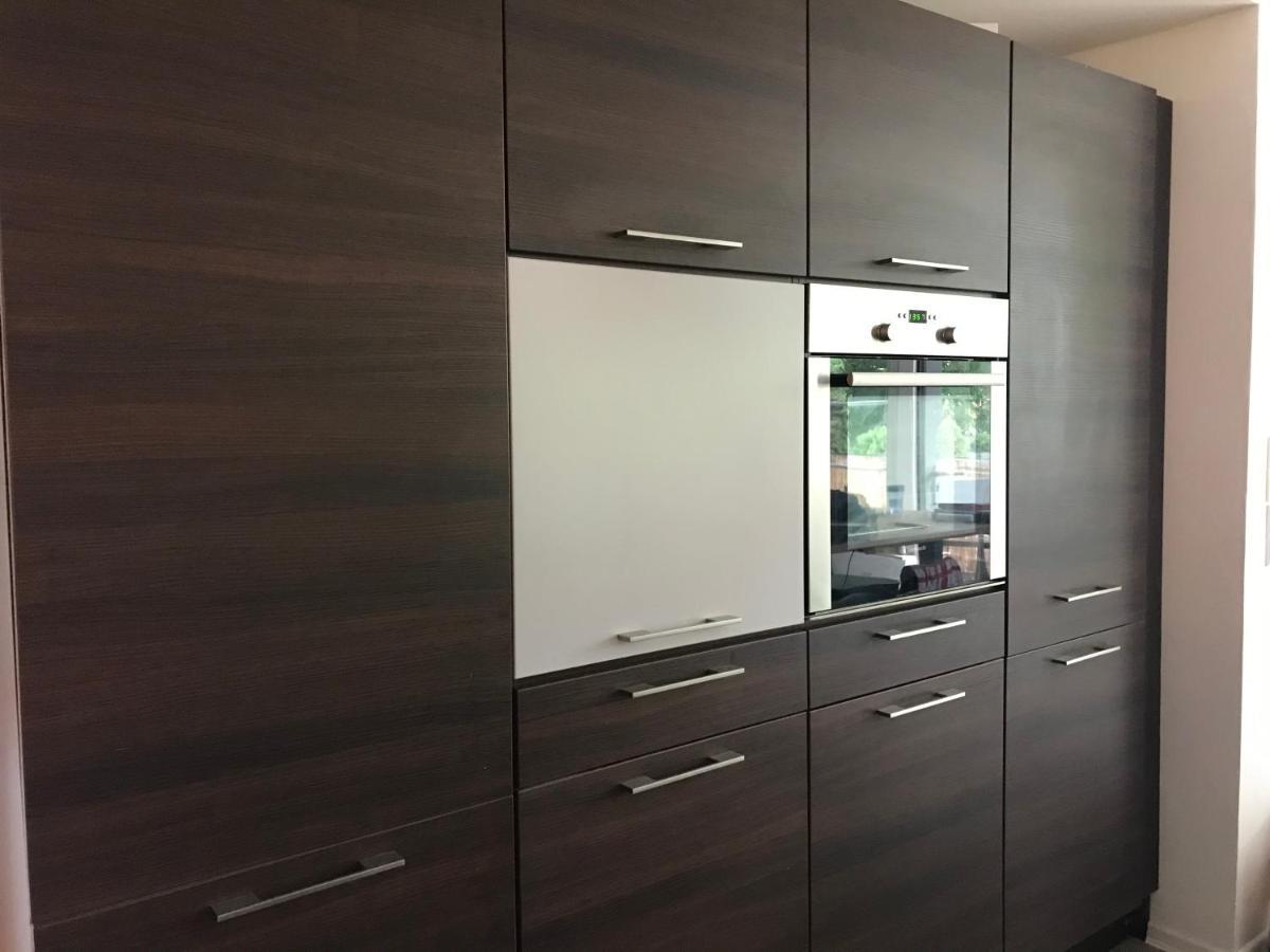 Grosse & Voll Ausgestattete Apartments, Studios, Doppelzimmer, Workspace, Parkplatz, Netflix, Prime & Schnelles Wifi In Ruhiger Lage Mit Garten ルドルシュタット エクステリア 写真