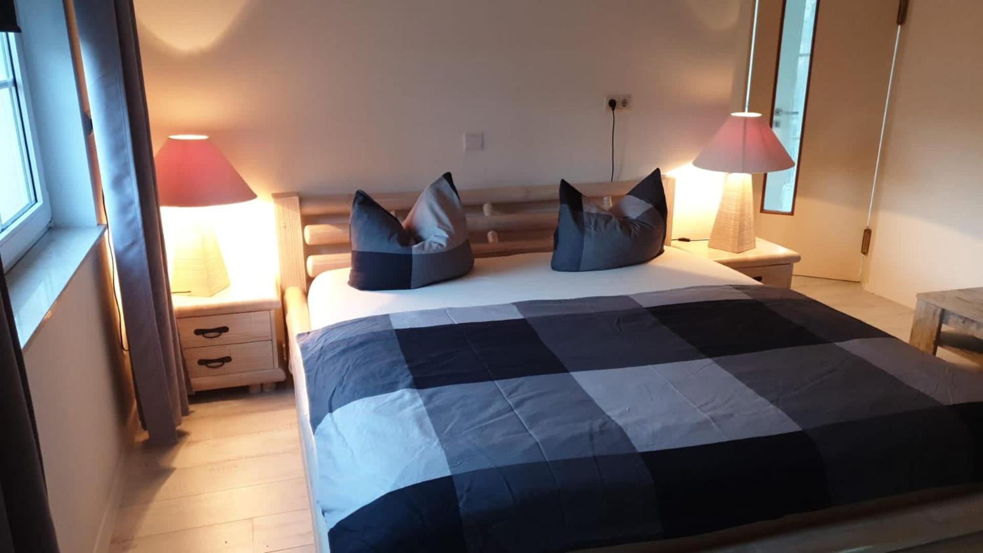Grosse & Voll Ausgestattete Apartments, Studios, Doppelzimmer, Workspace, Parkplatz, Netflix, Prime & Schnelles Wifi In Ruhiger Lage Mit Garten ルドルシュタット エクステリア 写真