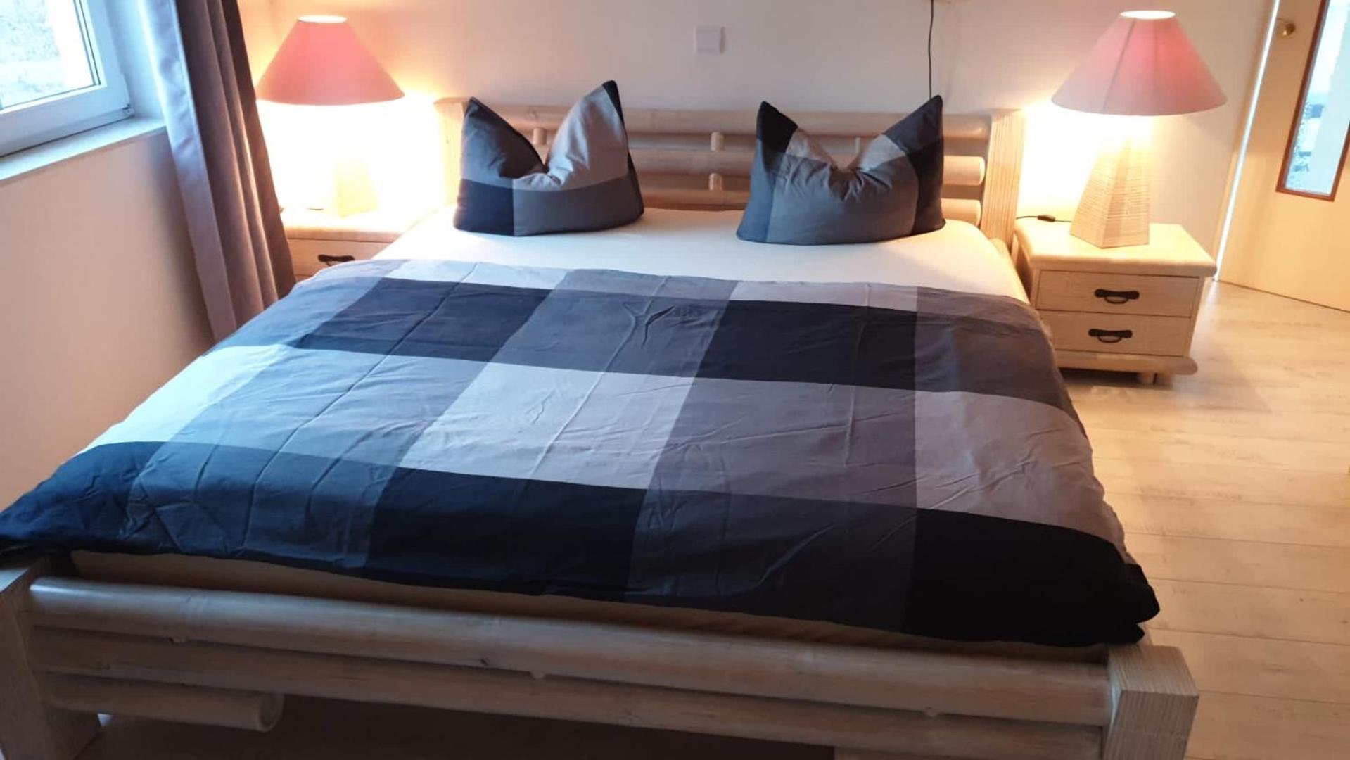 Grosse & Voll Ausgestattete Apartments, Studios, Doppelzimmer, Workspace, Parkplatz, Netflix, Prime & Schnelles Wifi In Ruhiger Lage Mit Garten ルドルシュタット エクステリア 写真