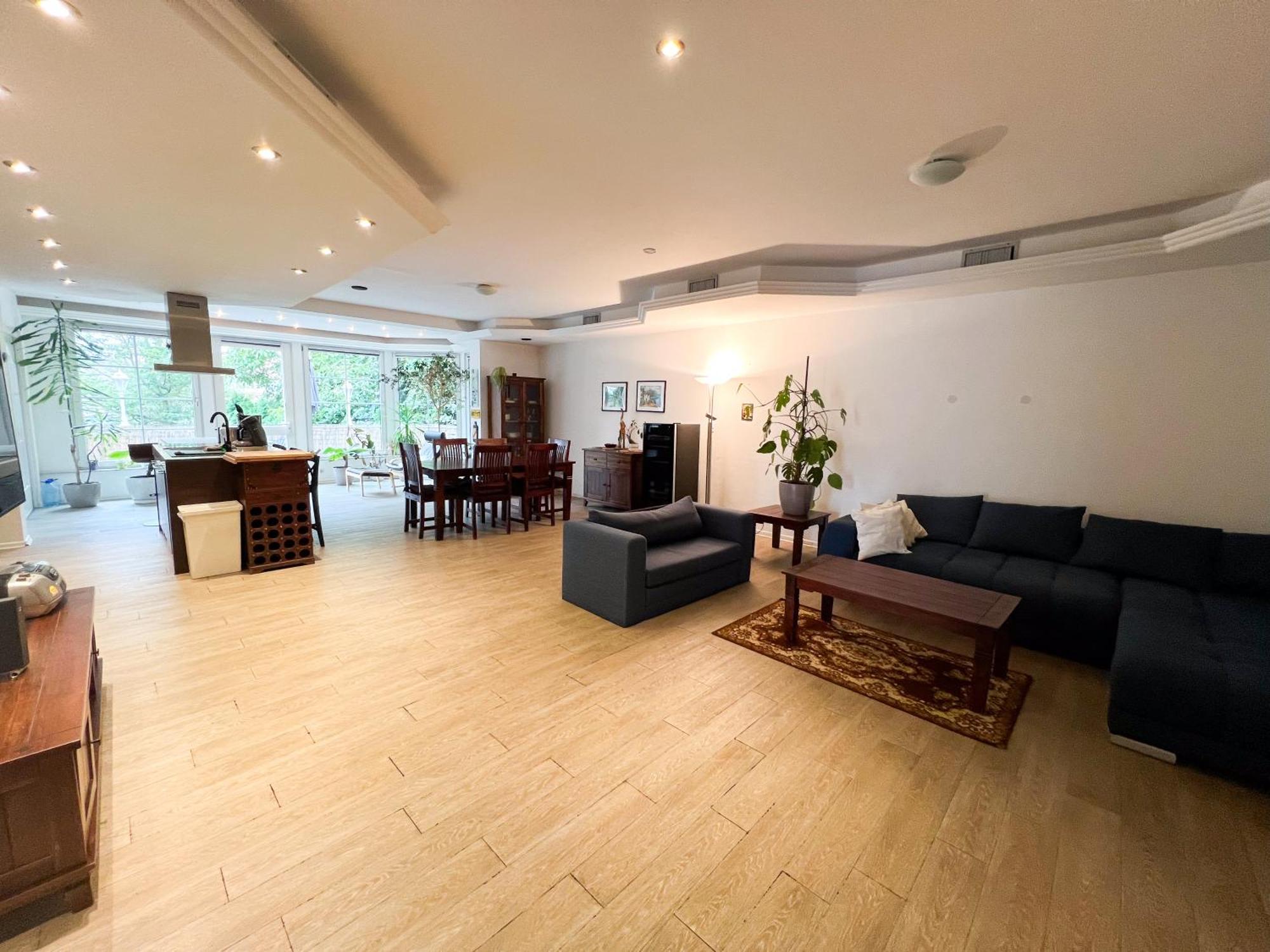 Grosse & Voll Ausgestattete Apartments, Studios, Doppelzimmer, Workspace, Parkplatz, Netflix, Prime & Schnelles Wifi In Ruhiger Lage Mit Garten ルドルシュタット エクステリア 写真