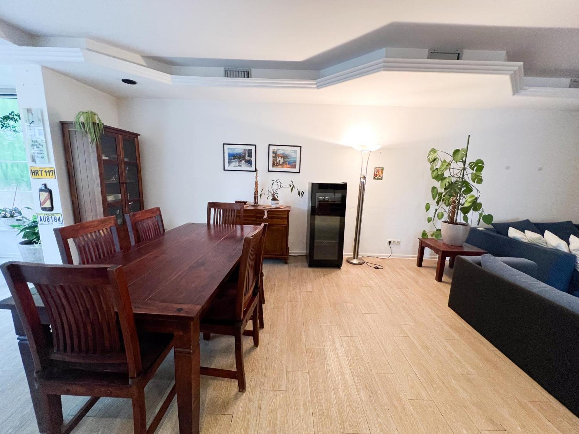 Grosse & Voll Ausgestattete Apartments, Studios, Doppelzimmer, Workspace, Parkplatz, Netflix, Prime & Schnelles Wifi In Ruhiger Lage Mit Garten ルドルシュタット エクステリア 写真
